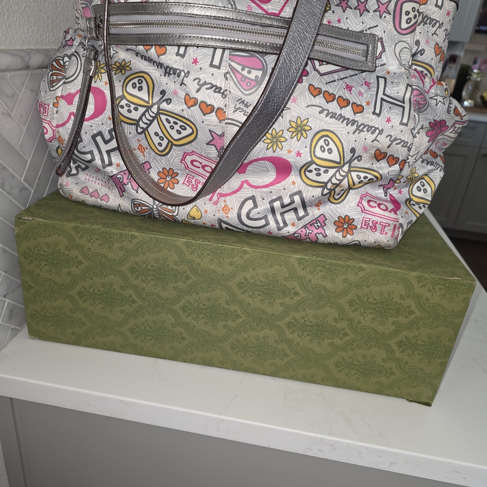 Coach Butterfly Large Bandana Grafitti Bag Purse With Beautiful Silk Coach Scarf - Picture 7 of 11